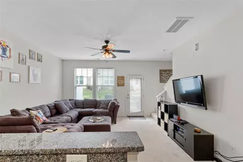 436 Carthage St, Durham, NC 27703 photo 7