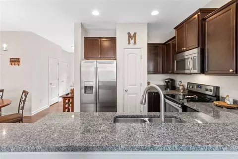 436 Carthage St, Durham, NC 27703 photo 3