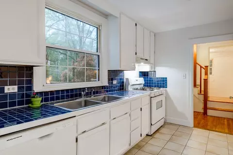 2325 Glendale Ave, Durham, NC 27704 photo 5