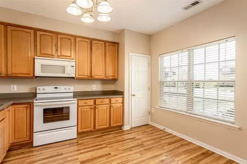 8321 Bratt Ave, Wake Forest, NC 27587 photo 3