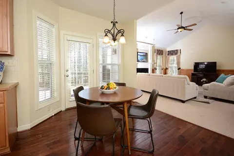 4704 Paces Ferry Dr, Durham, NC 27712 photo 4