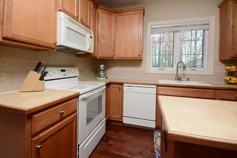 4704 Paces Ferry Dr, Durham, NC 27712 photo 7