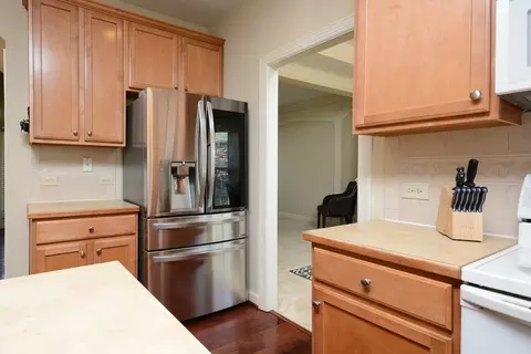 4704 Paces Ferry Dr, Durham, NC 27712 photo 8
