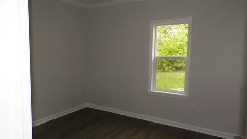 207 E Barbee St, Zebulon, NC 27597 photo 11