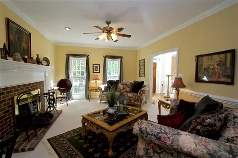 101 Glenmore Rd, Cary, NC 27519 photo 5