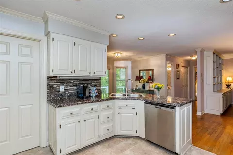 5400 Brickyard Ct, Garner, NC 27529 photo 9