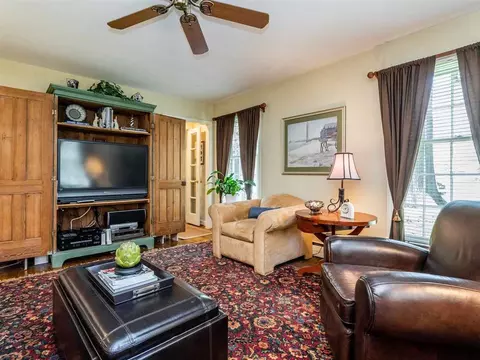 905 Davidson St, Raleigh, NC 27609 photo 6