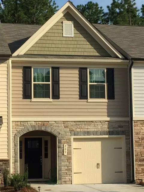 1213 Scholar Dr, Durham, NC 27703 photo 3