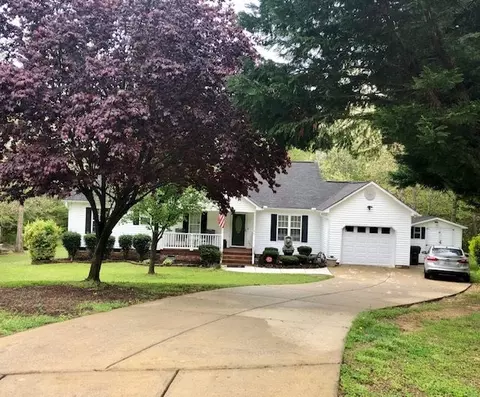 112 E Browning Ct, Clayton, NC 27520 photo 1