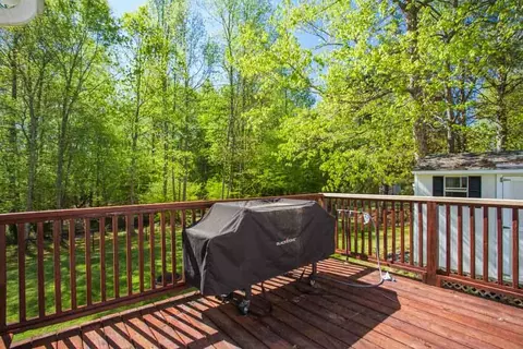112 E Browning Ct, Clayton, NC 27520 photo 3