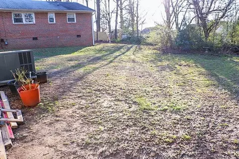 614 Bacon St, Durham, NC 27703 photo 9