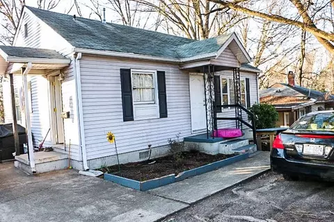 614 Bacon St, Durham, NC 27703 photo 2