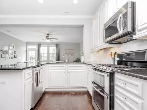 2433 Baslow Dr, Apex, NC 27539 photo 8