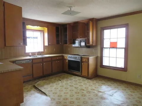 704 Snow Hill Rd, Durham, NC 27712 photo 5