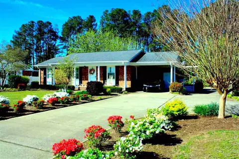 1242 E Nc 55, Coats, NC 27521 photo 3