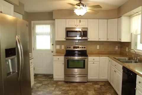 106 Saddle Ridge Ct, Garner, NC 27529 photo 4