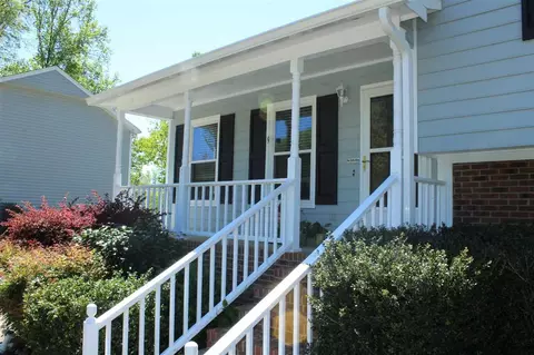 106 Saddle Ridge Ct, Garner, NC 27529 photo 2