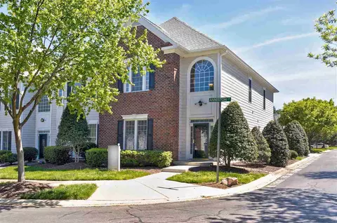 200 Anniston Ct, Cary, NC 27519 photo 2