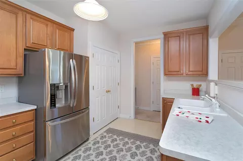 200 Anniston Ct, Cary, NC 27519 photo 11