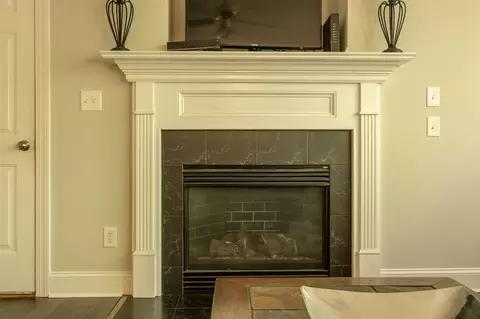 2112 Ramsgate St, Raleigh, NC 27603 photo 9