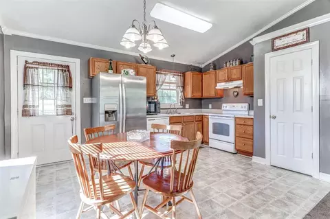 583 Byrd Rd, Selma, NC 27576 photo 11