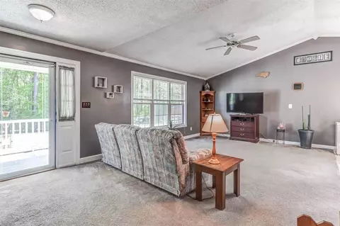 583 Byrd Rd, Selma, NC 27576 photo 8