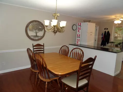 220 W Second St, Wendell, NC 27591 photo 2