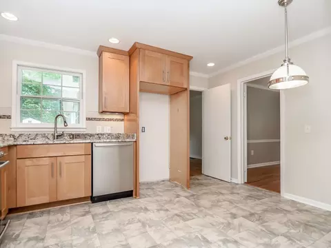 5823 Windham Dr, Raleigh, NC 27609 photo 12