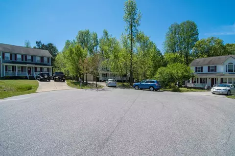 79 Stonewall Dr, Benson, NC 27504 photo 4
