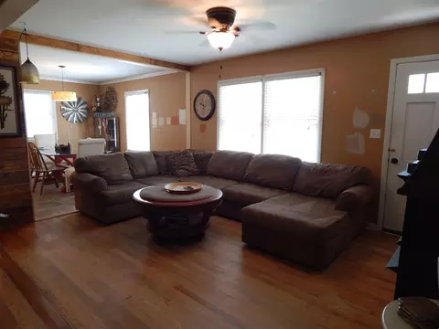 202 Britt St, Smithfield, NC 27577 photo 5