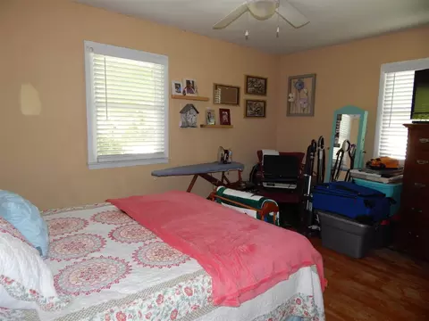 202 Britt St, Smithfield, NC 27577 photo 8