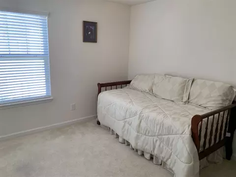14 Elm Tree Ct, Durham, NC 27703 photo 13