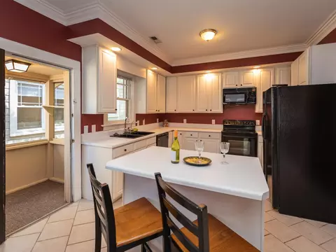 504 N Queen St, Durham, NC 27701 photo 5