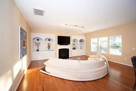 1701 Willowcrest Rd, Durham, NC 27703 photo 3