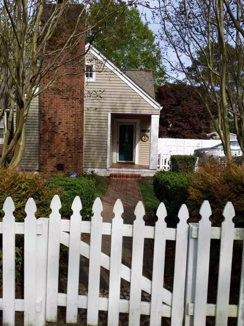 110 Johnson St, Garner, NC 27529 photo 3