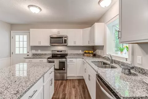 6003 Baird St, Durham, NC 27712 photo 6