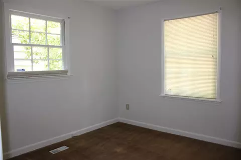 1225 W Cornwallis Rd, Durham, NC 27705 photo 11