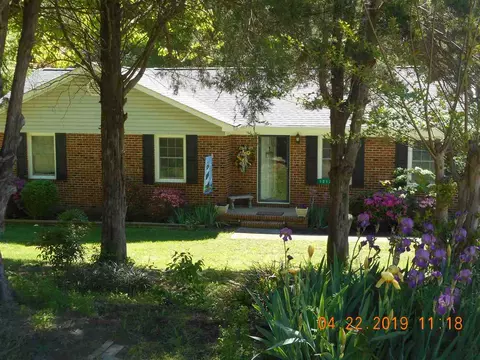 1212 Dover St, Roxboro, NC 27573 photo 2