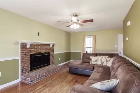 820 Shadow Lakes Dr, Willow Spring, NC 27592 photo 6