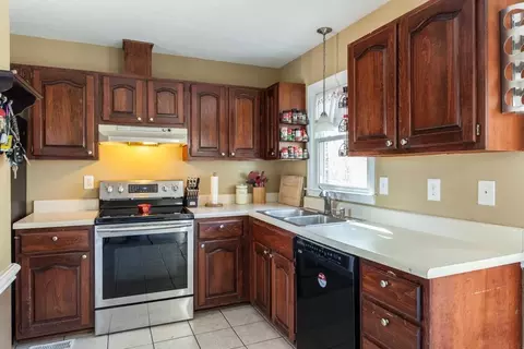 820 Shadow Lakes Dr, Willow Spring, NC 27592 photo 11