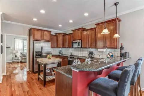 609 Culvert St, Apex, NC 27502 photo 4