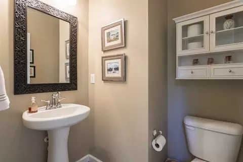 202 Few Cir, Durham, NC 27705 photo 16