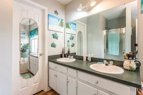 1019 E Justin Dr, Garner, NC 27529 photo 11