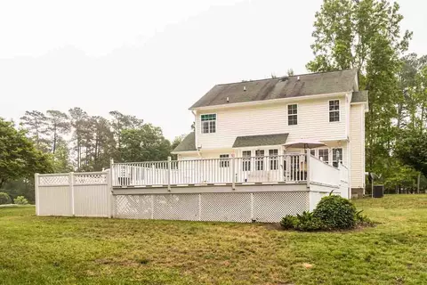 1019 E Justin Dr, Garner, NC 27529 photo 3