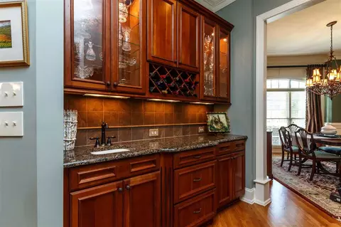 100 Edgewood Dr, Durham, NC 27713 photo 8