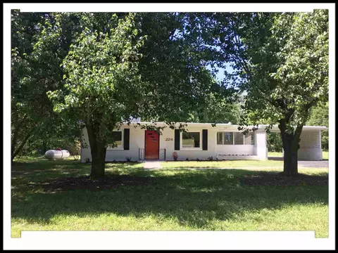 226 Pleasant Dr, Durham, NC 27703 photo 1
