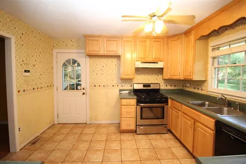 232 Singleton St, Raleigh, NC 27606 photo 10