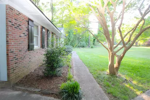 232 Singleton St, Raleigh, NC 27606 photo 2