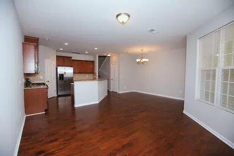 11 Daly Ct, Durham, NC 27705 photo 4