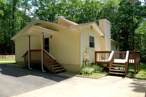 804 Valetta Rd, Durham, NC 27712 photo 2